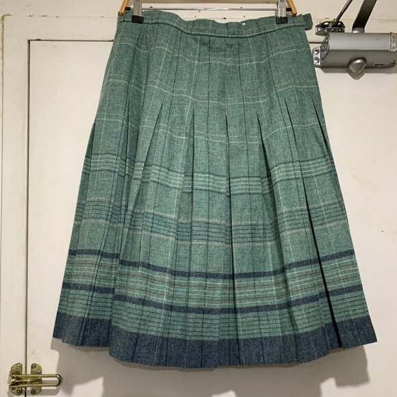 THE DUNEDIN TRADITION BY EDINBURGH WOOLLEN MILL VINTAGE WOOL PLAID SKIRTS - Picture 4 of 8
